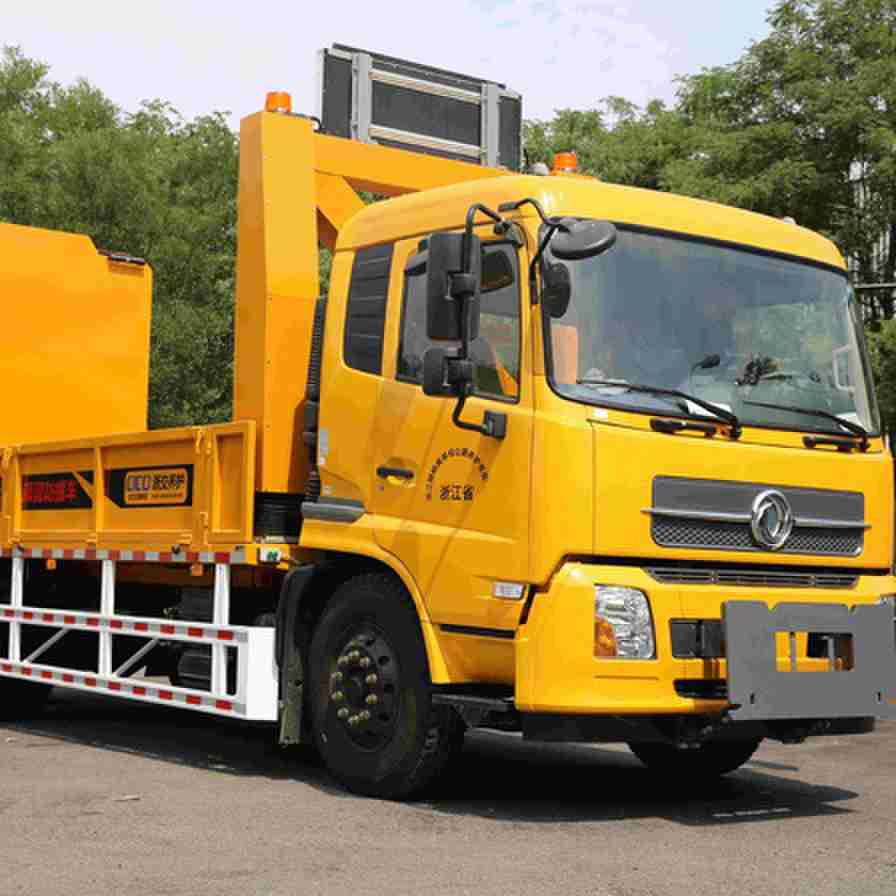 公路搶修車(chē)